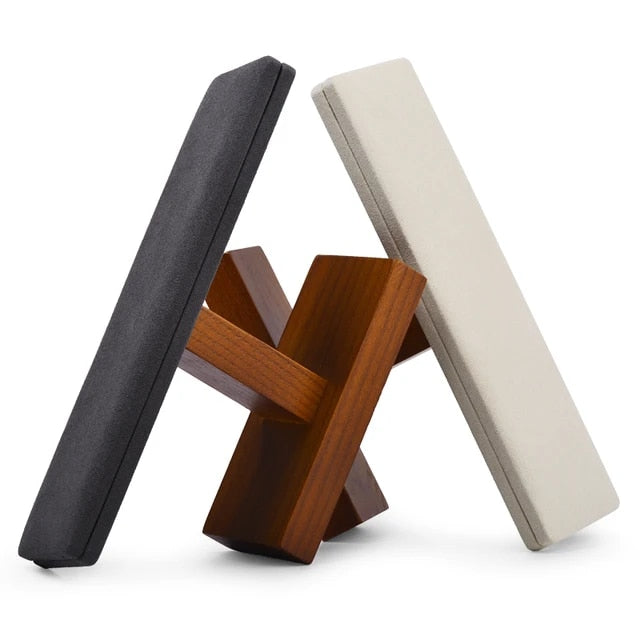 Display para relógios e joias em madeira de cinza e microfibra